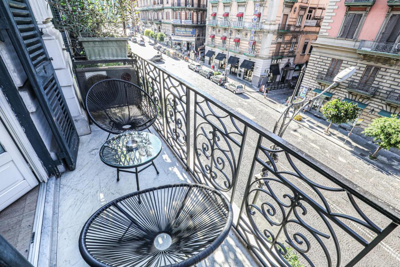 Sanfelice 33 Luxury Suites Naples Exterior photo